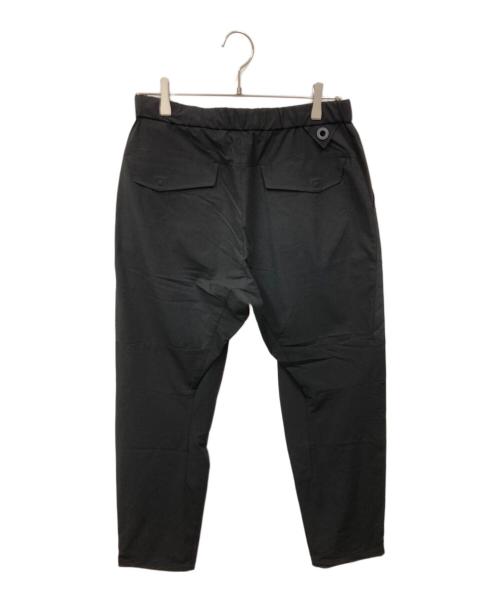 WHITE MOUNTAINEERING（ホワイトマウンテ二アニング）WHITE MOUNTAINEERING (ホワイトマウンテ二アニング) 別注 STRETCHED HYBRID TAPERED CARGO PANTS ブラック サイズ:1の古着・服飾アイテム