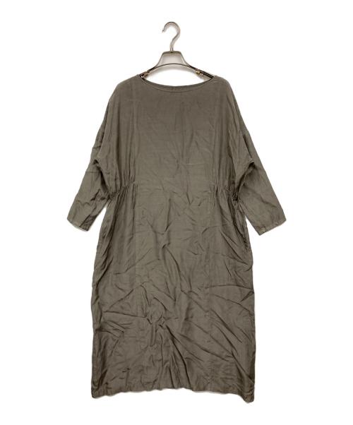 evam eva（エヴァムエヴァ）evam eva (エヴァムエヴァ) cupro silk one-piece ブラウン サイズ:Mの古着・服飾アイテム