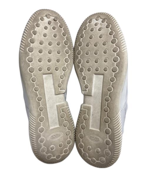 TOD'S（トッズ）TOD'S (トッズ) ローカットスニーカー ホワイト サイズ:9 1/2の古着・服飾アイテム