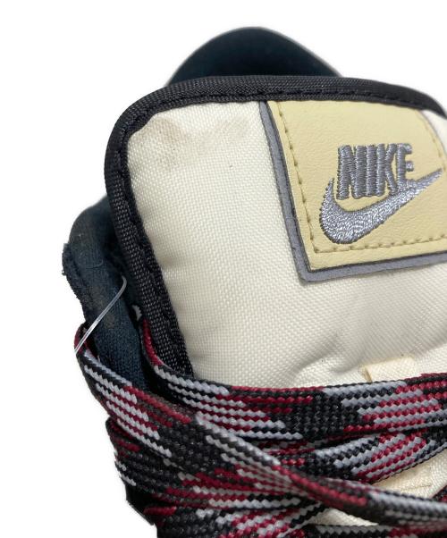 NIKE（ナイキ）NIKE (ナイキ) スニーカー ホワイト×ブラック サイズ:24.5 未使用品の古着・服飾アイテム