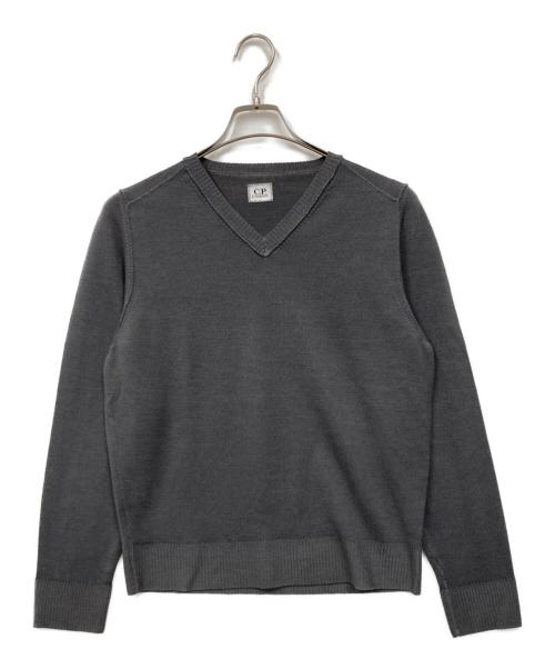 C.P COMPANY（シーピーカンパニー）C.P COMPANY (シーピーカンパニー) Vネックニット グレー サイズ:44の古着・服飾アイテム