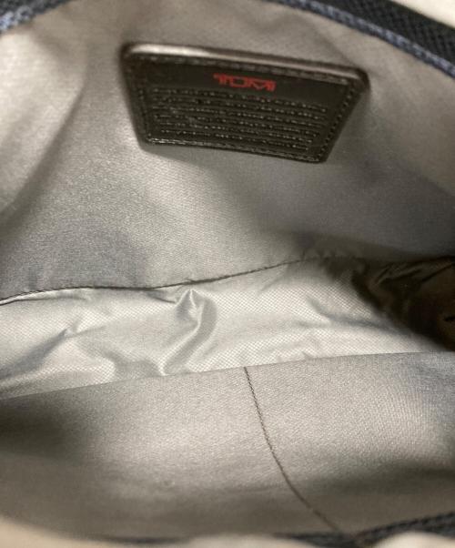 TUMI（トゥミ）TUMI (トゥミ) ALPHA 2 SLIM MESSENGER ブラックの古着・服飾アイテム