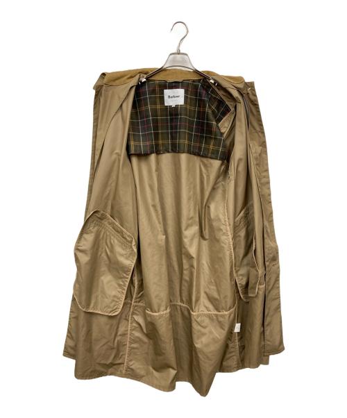 Barbour（バブアー）Barbour (バブアー) シェイプメモリーコート ベージュ サイズ:42の古着・服飾アイテム