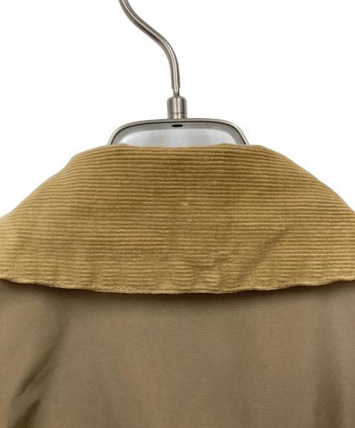Barbour（バブアー）Barbour (バブアー) シェイプメモリーコート ベージュ サイズ:42の古着・服飾アイテム
