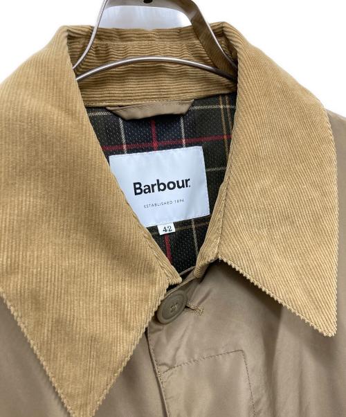 Barbour（バブアー）Barbour (バブアー) シェイプメモリーコート ベージュ サイズ:42の古着・服飾アイテム
