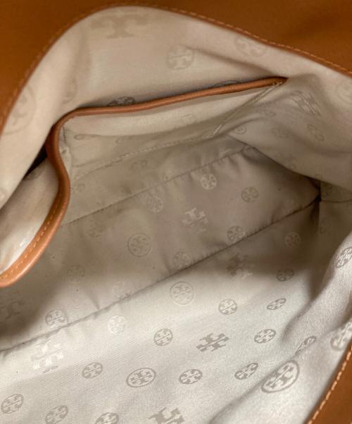 TORY BURCH（トリーバーチ）TORY BURCH (トリーバーチ) ロビンソン オープン ドーム サッチェル ベージュの古着・服飾アイテム