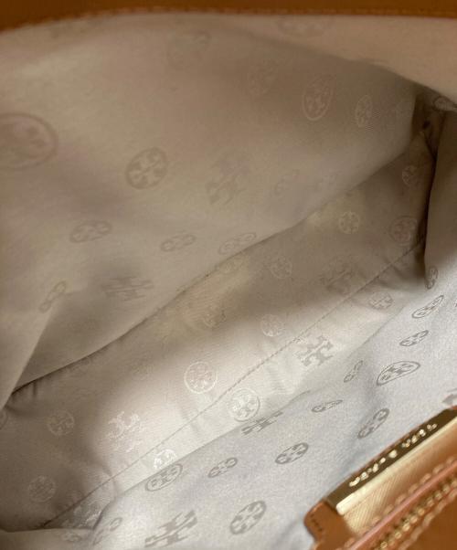 TORY BURCH（トリーバーチ）TORY BURCH (トリーバーチ) ロビンソン オープン ドーム サッチェル ベージュの古着・服飾アイテム