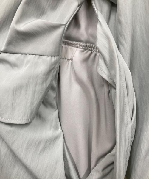 HER LIP TO（ハーリップトゥ）Her lip to (ハーリップトゥ) Peplum Poplin Shirt Dress グリーン サイズ:S 未使用品の古着・服飾アイテム