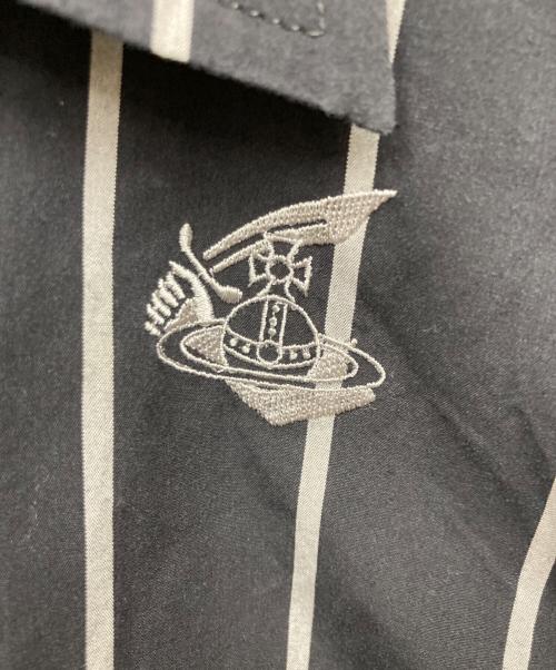 Vivienne Westwood ANGLOMANIA（ヴィヴィアンウエストウッドアングロマニア）VIVIENNE WESTWOOD ANGLOMANIA (ヴィヴィアンウエストウッドアングロマニア) シャツ ブラック サイズ:38の古着・服飾アイテム