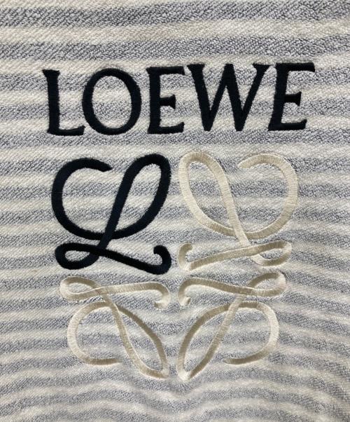 LOEWE（ロエベ）LOEWE (ロエベ) パーカー ホワイト×ネイビー サイズ:Ｓの古着・服飾アイテム