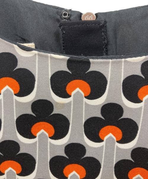 MARNI（マルニ）MARNI (マルニ) ポートレートプリント ノースリーブブラウス グレー サイズ:38の古着・服飾アイテム