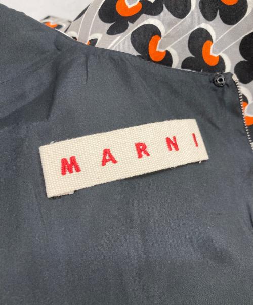 MARNI（マルニ）MARNI (マルニ) ポートレートプリント ノースリーブブラウス グレー サイズ:38の古着・服飾アイテム