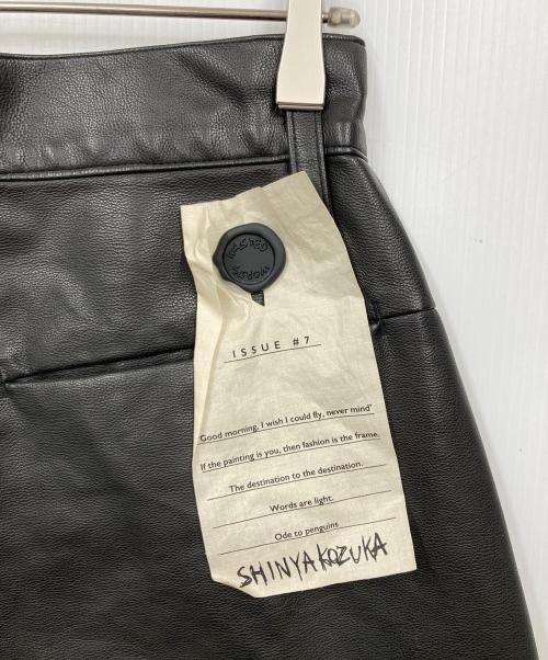 SHINYA KOZUKA（シンヤコズカ）SHINYA KOZUKA (シンヤコズカ) 別注 MOONED DELIVERY MAN ブラック サイズ:Sの古着・服飾アイテム