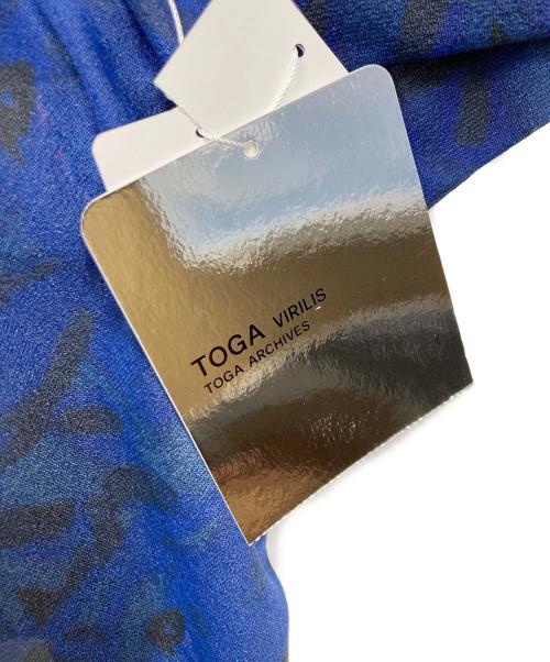 TOGA VIRILIS（トーガ ビリリース）TOGA VIRILIS (トーガ ビリリース) Sheer jersey print T-shirt ブルー サイズ:46 未使用品の古着・服飾アイテム