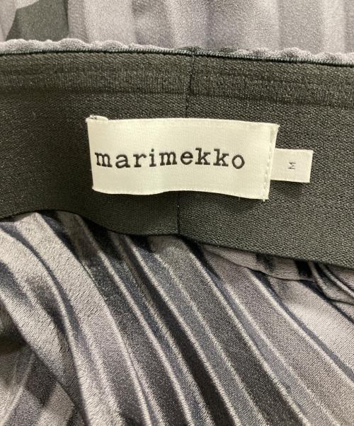 marimekko（マリメッコ）marimekko (マリメッコ) フラワープリーツスカート グレー サイズ:Mの古着・服飾アイテム