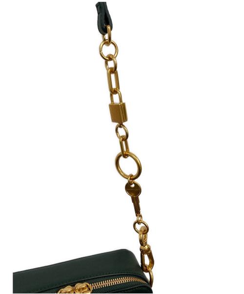 CHARLES & KEITH（チャールズアンドキース）CHARLES & KEITH (チャールズアンドキース) ショルダーバッグ グリーンの古着・服飾アイテム