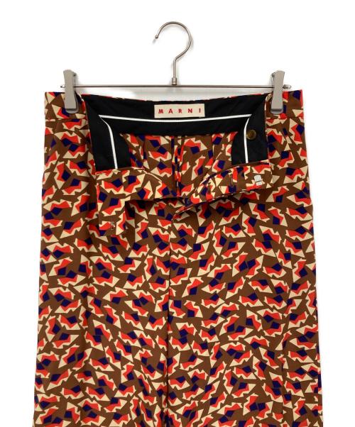 MARNI（マルニ）MARNI (マルニ) 総柄パンツ レッド サイズ:38の古着・服飾アイテム