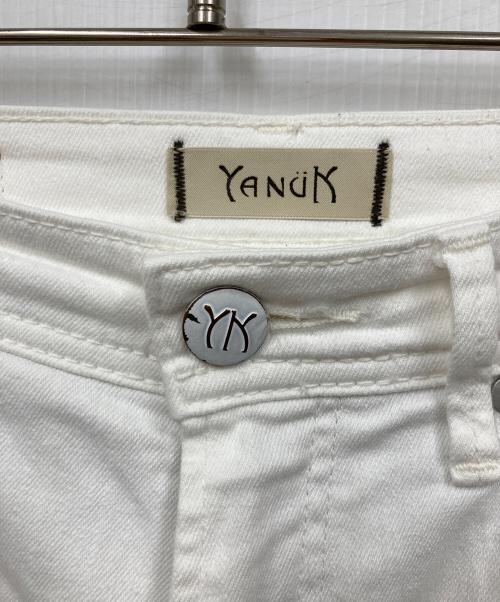 YANUK（ヤヌーク）YANUK (ヤヌーク) デニムパンツ ホワイト サイズ:W24の古着・服飾アイテム