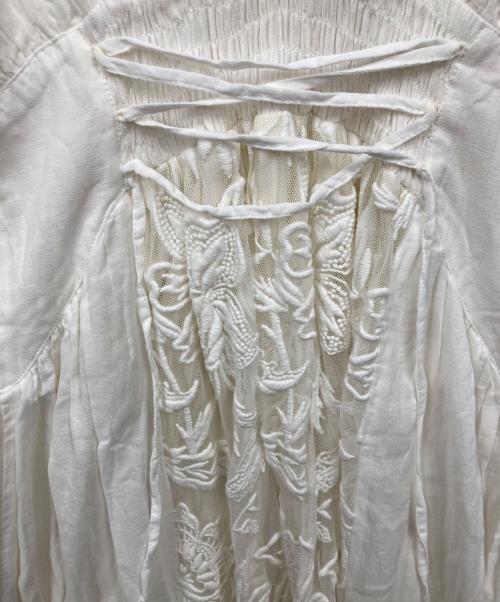 Ameri（アメリ）Ameri (アメリ) SHIRRING PLEATS DRESS ホワイト サイズ:Sの古着・服飾アイテム