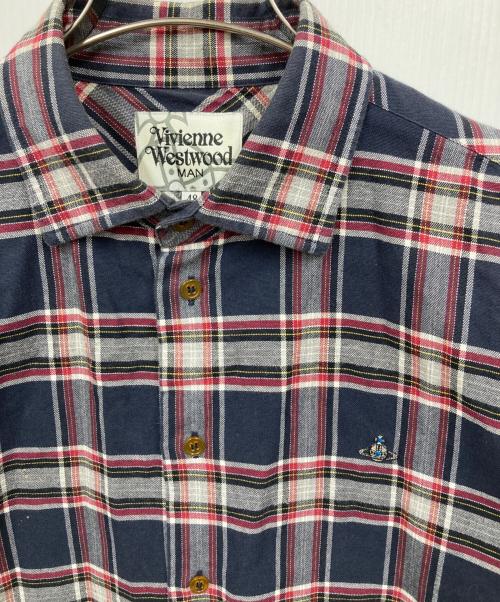 Vivienne Westwood man（ヴィヴィアン ウェストウッド マン）Vivienne Westwood man (ヴィヴィアン ウェストウッド マン) オーブデザインチェックシャツ レッド サイズ:48の古着・服飾アイテム