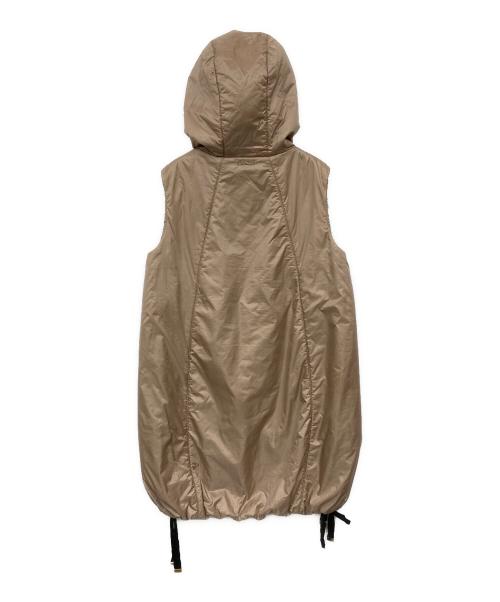 MaxMara（マックスマーラ）MaxMara (マックスマーラ) CameLuxeフーデットロングダウンジレ ベージュ サイズ:36の古着・服飾アイテム