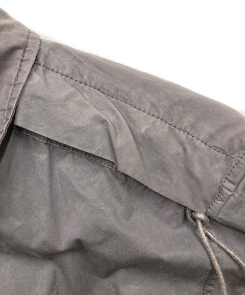 BOTTEGA VENETA（ボッテガベネタ）BOTTEGA VENETA (ボッテガベネタ) シャツ グレー サイズ:44の古着・服飾アイテム