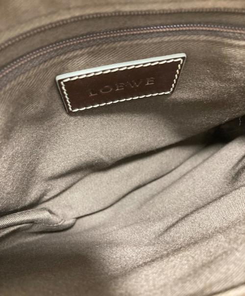 LOEWE（ロエベ）LOEWE (ロエベ) アナグラムショルダーバッグ ホワイトの古着・服飾アイテム