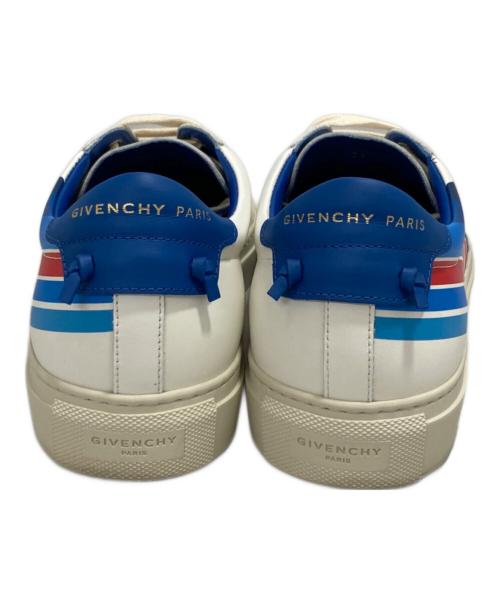 GIVENCHY（ジバンシィ）GIVENCHY (ジバンシィ) スニーカー ホワイト サイズ:39の古着・服飾アイテム