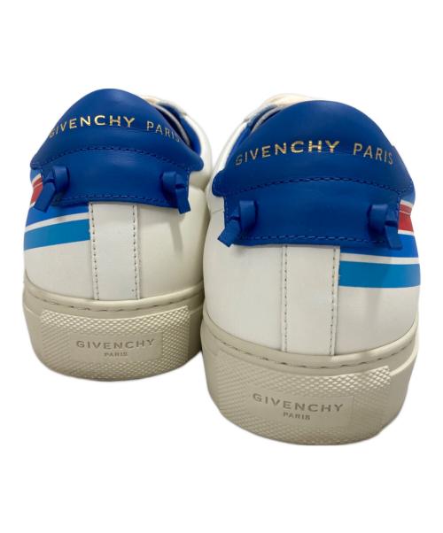 GIVENCHY（ジバンシィ）GIVENCHY (ジバンシィ) スニーカー ホワイト サイズ:39の古着・服飾アイテム