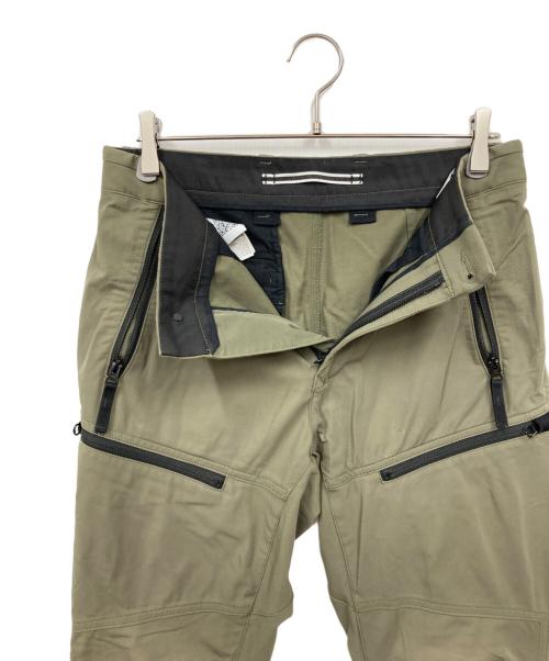 STONE ISLAND（ストーンアイランド）STONE ISLAND (ストーンアイランド) スリムテーパードパンツ カーキ サイズ:W29の古着・服飾アイテム