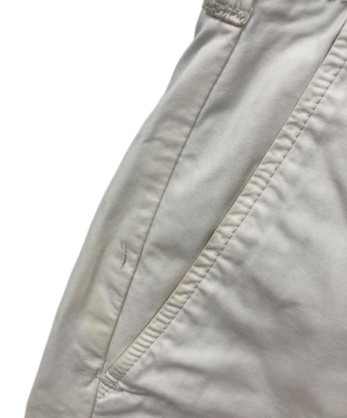 STONE ISLAND（ストーンアイランド）STONE ISLAND (ストーンアイランド) ショートパンツ ホワイト サイズ:W29の古着・服飾アイテム
