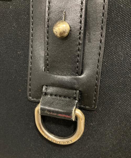 BURBERRY（バーバリー）BURBERRY (バーバリー) ハンドバッグ ブラックの古着・服飾アイテム