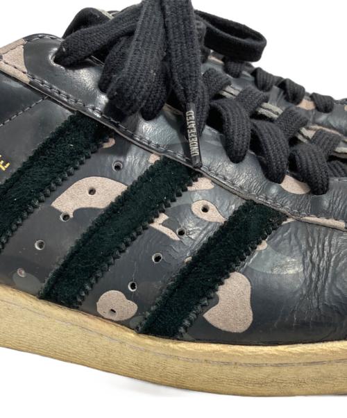 adidas（アディダス）adidas (アディダス) UNDEFEATED (アンディフィーテッド) BAPE BY A BATHING APE (ベイプバイアベイシングエイプ) スニーカー ブラック サイズ:26.5の古着・服飾アイテム