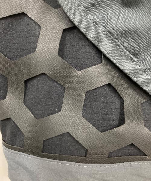 NIKE（ナイキ）NIKE (ナイキ) ISPA ショートパンツ グレー サイズ:Mの古着・服飾アイテム