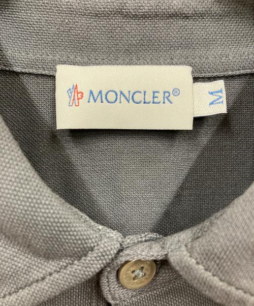 MONCLER（モンクレール）MONCLER (モンクレール) MAGLIA POLO MANICA CORTA グレー サイズ:Mの古着・服飾アイテム