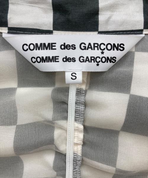 COMME des GARCONS COMME des GARCONS（コムデギャルソン コムデギャルソン）COMME des GARCONS COMME des GARCONS (コムデギャルソン コムデギャルソン) レイヤードシャツ グレー サイズ:Sの古着・服飾アイテム