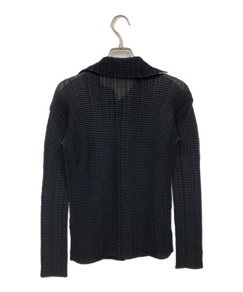 ISSEY MIYAKE FETE（イッセイミヤケフェット）ISSEY MIYAKE FETE (イッセイミヤケフェット) プリーツシャツ ブラック サイズ:2の古着・服飾アイテム