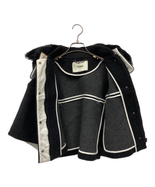 FENDI（フェンディ）FENDI (フェンディ) ポンチョ グレー サイズ:Mの古着・服飾アイテム