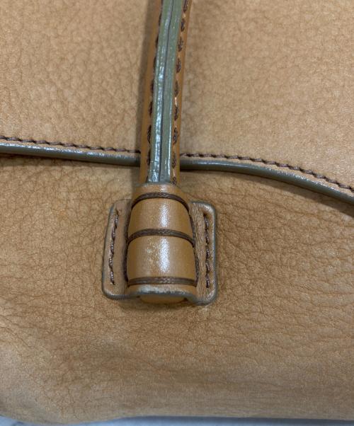 TOD'S（トッズ）TOD'S (トッズ) Corniche Wave バッグ ベージュの古着・服飾アイテム