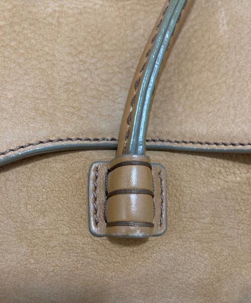 TOD'S（トッズ）TOD'S (トッズ) Corniche Wave バッグ ベージュの古着・服飾アイテム