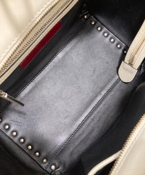 VALENTINO（ヴァレンティノ）VALENTINO (ヴァレンティノ) ロックスタッズ スモール ダブルハンドル トートバッグ ホワイト×ブラックの古着・服飾アイテム
