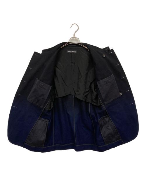 ISSEY MIYAKE（イッセイミヤケ）ISSEY MIYAKE (イッセイミヤケ) ジャケット ネイビー サイズ:3の古着・服飾アイテム