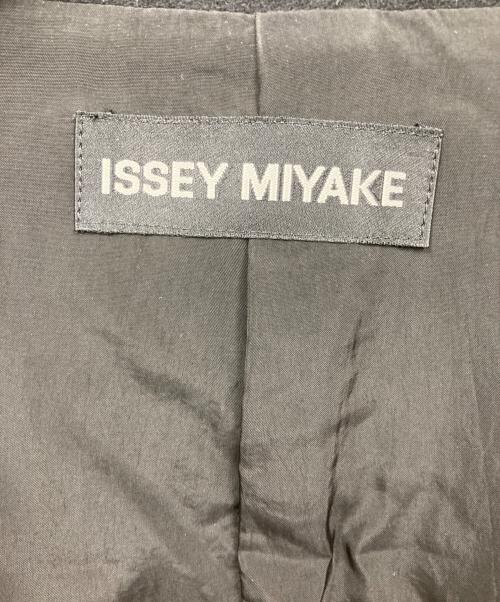 ISSEY MIYAKE（イッセイミヤケ）ISSEY MIYAKE (イッセイミヤケ) ジャケット ネイビー サイズ:3の古着・服飾アイテム