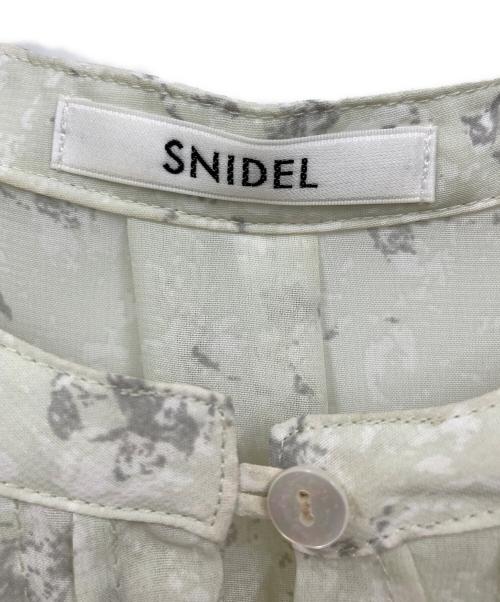 Snidel（スナイデル）Snidel (スナイデル) ノースリーブワンピース アイボリーの古着・服飾アイテム