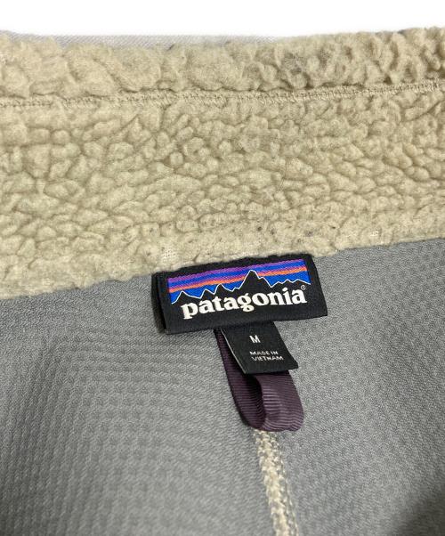 Patagonia（パタゴニア）Patagonia (パタゴニア) Classic Retro-X Jacket アイボリー サイズ:Mの古着・服飾アイテム