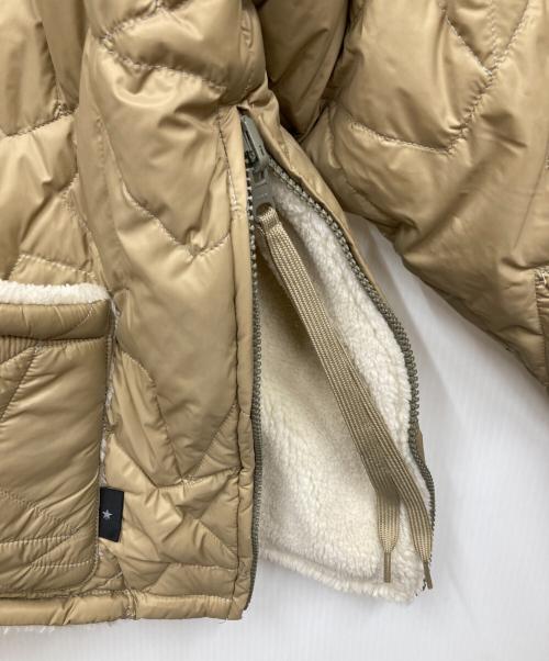 CONVERSE TOKYO（コンバーストウキョウ）CONVERSE TOKYO (コンバーストウキョウ) TAION (タイオン) MILITARY STAR QUILTING ＆ BOA REVERSIBLE STAND JACKET ベージュ サイズ:2の古着・服飾アイテム