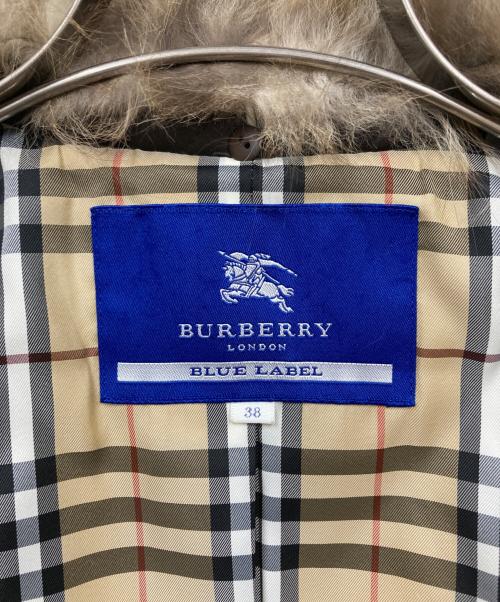 BURBERRY BLUE LABEL（バーバリー ブルー レーベル）BURBERRY BLUE LABEL (バーバリー ブルー レーベル) ファー付コート ブラウン サイズ:38の古着・服飾アイテム