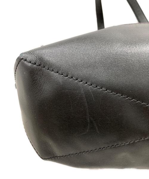COACH（コーチ）COACH (コーチ) イナズマ シグネチャートートバッグ ブラックの古着・服飾アイテム
