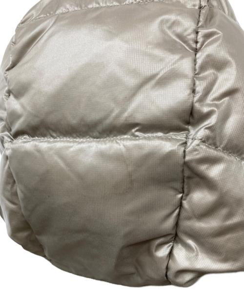THE NORTH FACE（ザ ノース フェイス）THE NORTH FACE (ザ ノース フェイス) ダウンジャケット グレー サイズ:Mの古着・服飾アイテム