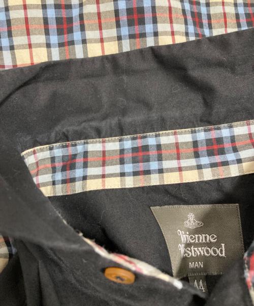 Vivienne Westwood man（ヴィヴィアン ウェストウッド マン）Vivienne Westwood man (ヴィヴィアン ウェストウッド マン) シャツ ブラック サイズ:44の古着・服飾アイテム